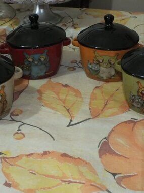 Stokes Stoneware Soup Pots, Stew Bowls Square with Lids Set of 4